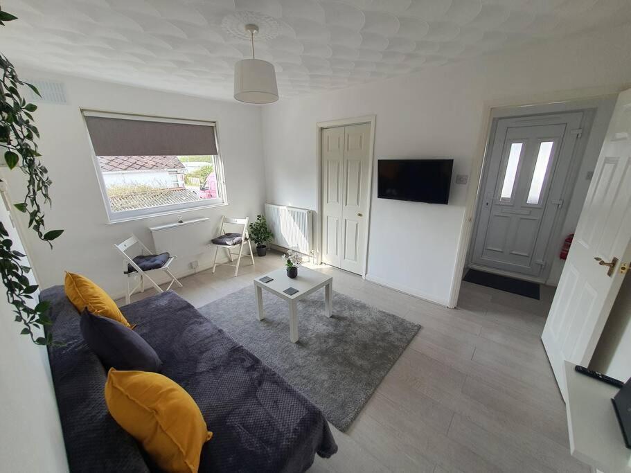 Awave From It All - Escape The City Life Jaywick Sands Exterior photo